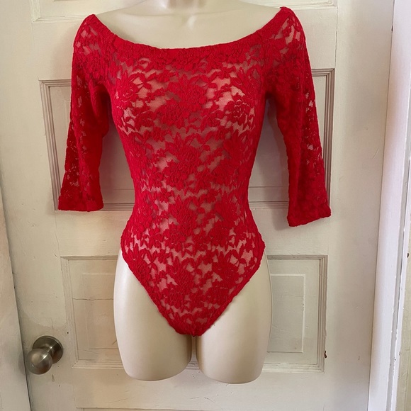 Lace off the shoulder bodysuit top - Picture 1 of 1